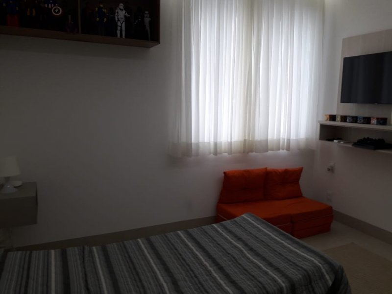 imóvel com 360m² - Jardim Botânico - Uberlândia