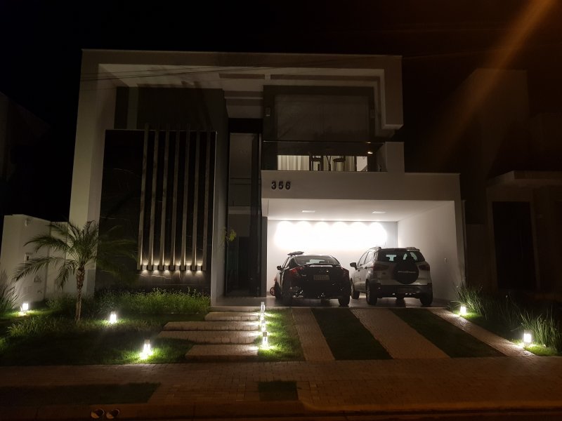 imóvel com 360m² - Jardim Botânico - Uberlândia