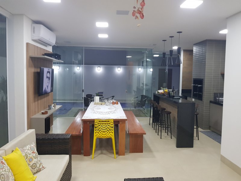 imóvel com 360m² - Jardim Botânico - Uberlândia