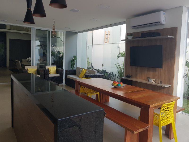 imóvel com 360m² - Jardim Botânico - Uberlândia