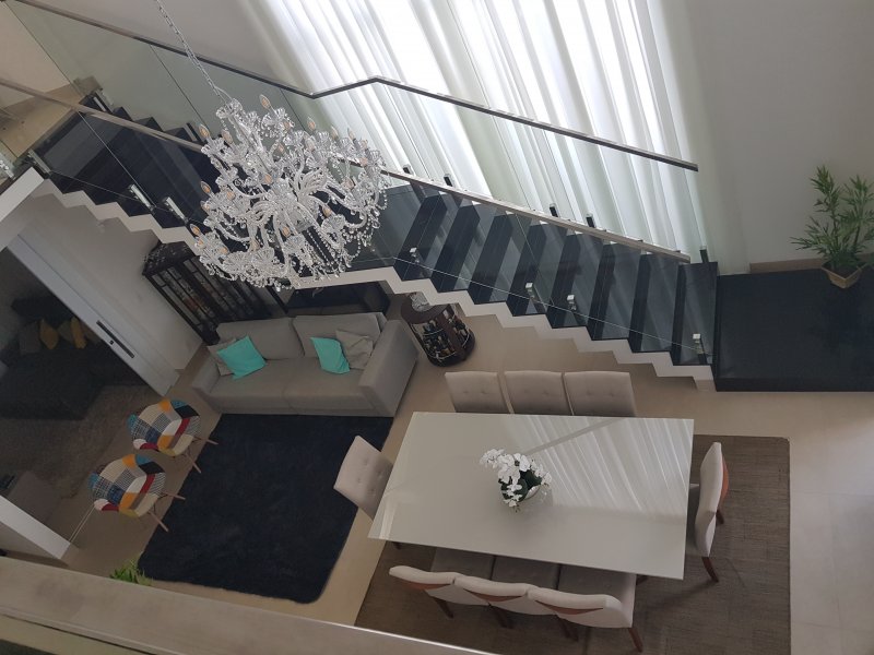 imóvel com 360m² - Jardim Botânico - Uberlândia