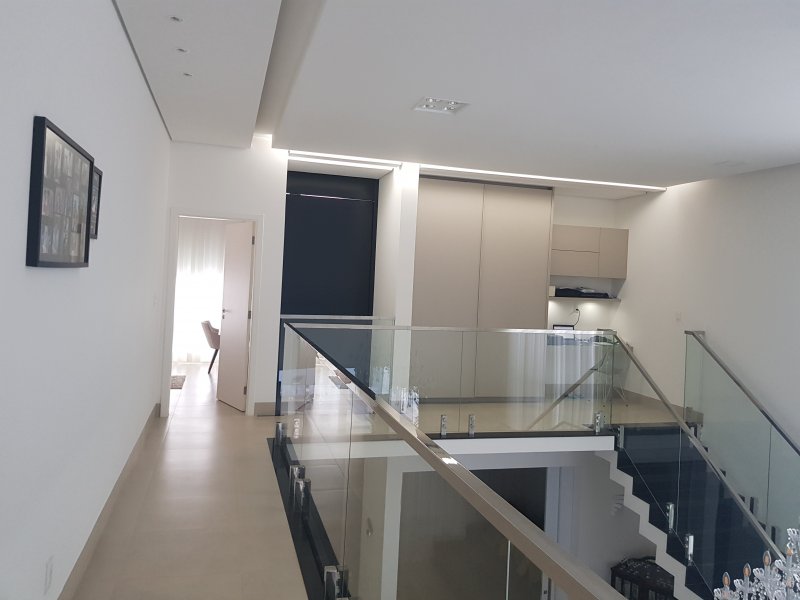 imóvel com 360m² - Jardim Botânico - Uberlândia