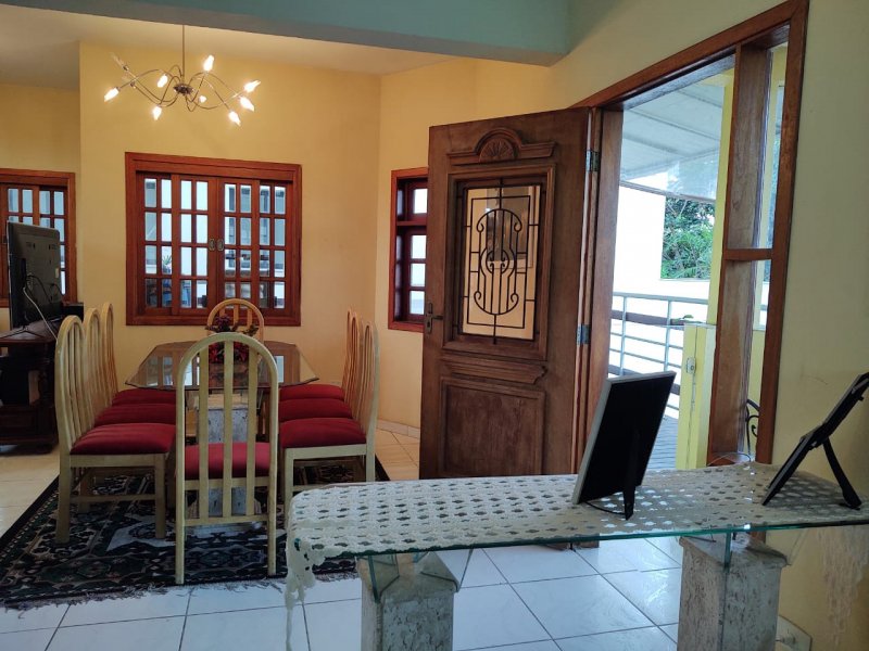 Casa à venda Granja Viana com 562m² e 4 quartos por R$ 1.200.000 - 1296165147-4009029d-9451-4245-b14e-0713fde9e53f.jpeg