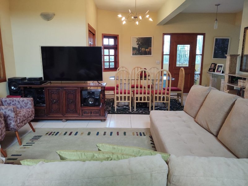 Casa à venda Granja Viana com 562m² e 4 quartos por R$ 1.200.000 - 1362187703-a0da26c4-83fd-4299-a012-cf26b74c31c9.jpeg