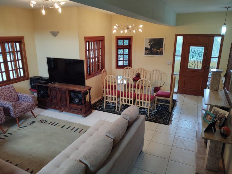 Casa à venda Granja Viana com 562m² e 4 quartos por R$ 1.200.000 - 1937922837-4dcdd4e2-9ba7-4658-9a49-0918fe1dadd7.jpeg