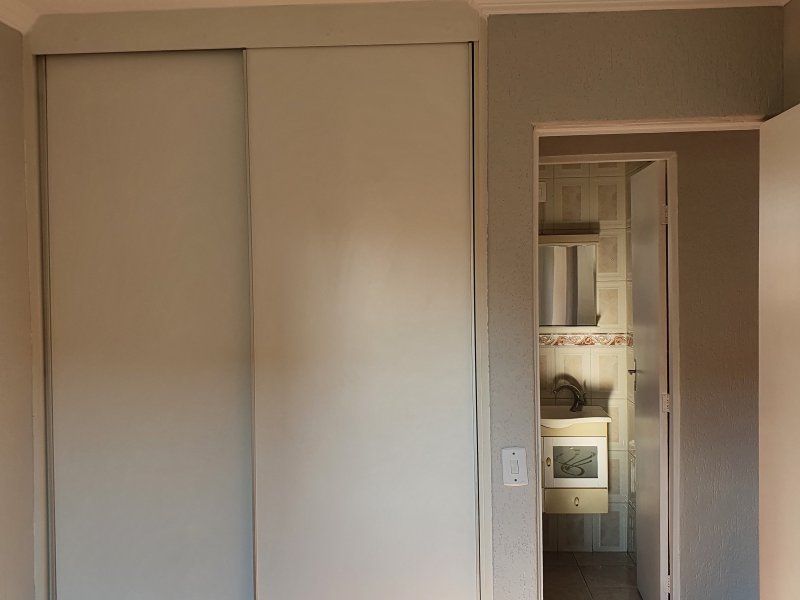 Apartamento à venda Parque Pinheiros com 44m² e 2 quartos por R$ 205.000 - 1577977399-1-19.jpg