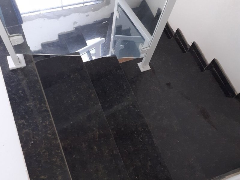 Casa à venda Centro com 1600m² e 3 quartos por R$ 550.000 - 283012905-d727027a-8763-438f-ae7d-44e8f28fdfc2.jpg
