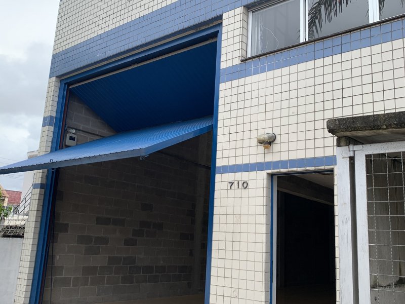 Comercial à venda São Geraldo com 252m² e  quartos por R$ 900.000 - 2092876530-77c8878d-f4c5-40d1-9b26-7a3b5c523acd.jpeg