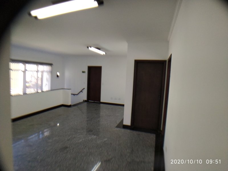 Comercial para alugar Água Verde com 1720m² e  quartos por R$ 37.000 - 1018176712-img-20201010-095103.jpg