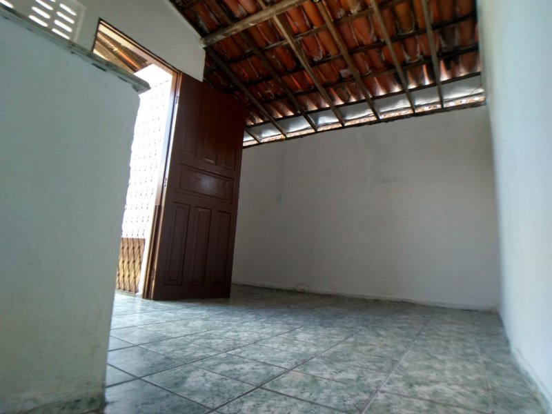 Casa à venda Panatis 1 com 100m² e 2 quartos por R$ 150.000 - 1257320497-3904ca78-6fe3-459e-9261-36692e933745.jpeg