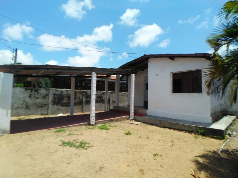 Casa à venda Panatis 1 com 100m² e 2 quartos por R$ 150.000 - 1943097193-d95aded4-2df7-4786-9107-945471cf7194.jpeg