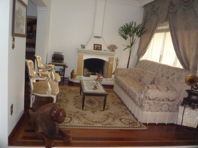 Casa à venda Vila Monumento com 600m² e 6 quartos por R$ 2.490.000 - 190214345-4-sala-lareira-a.JPG