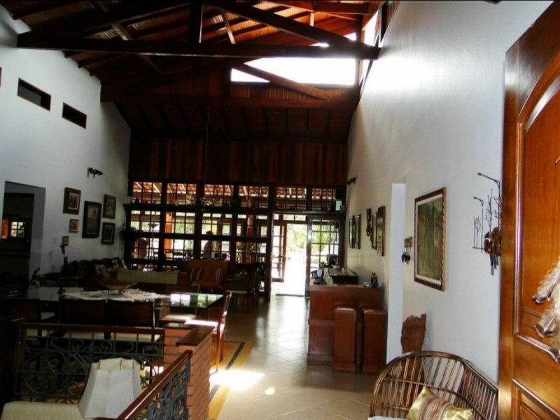 Chácara à venda Pinhal com 2550m² e 4 quartos por R$ 819.000 - 266417432-inbound1612078091884012303.jpg