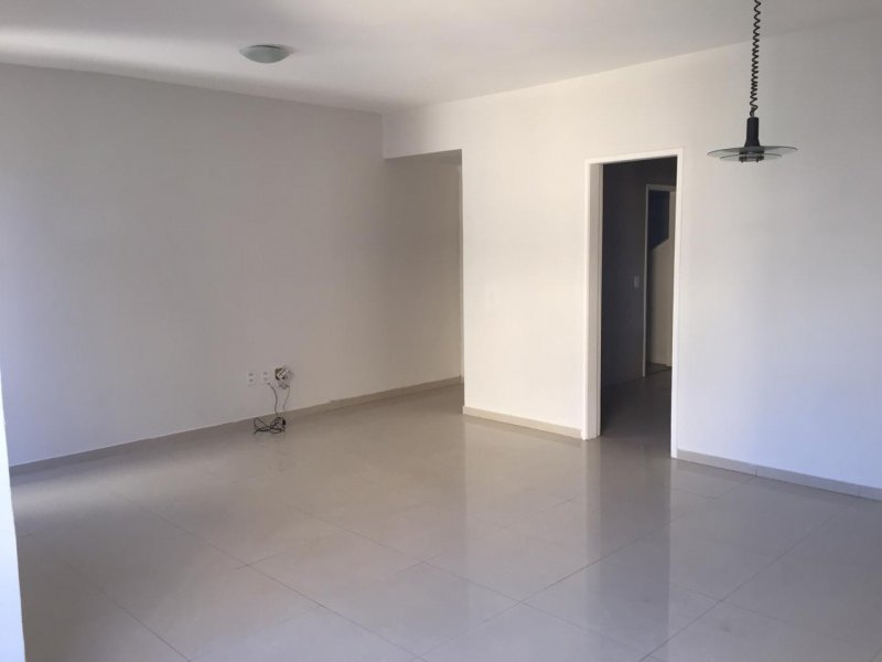 Apartamento à venda Papicu com 109m² e 4 quartos por R$ 259.000 - 647841763-sl5.jpeg
