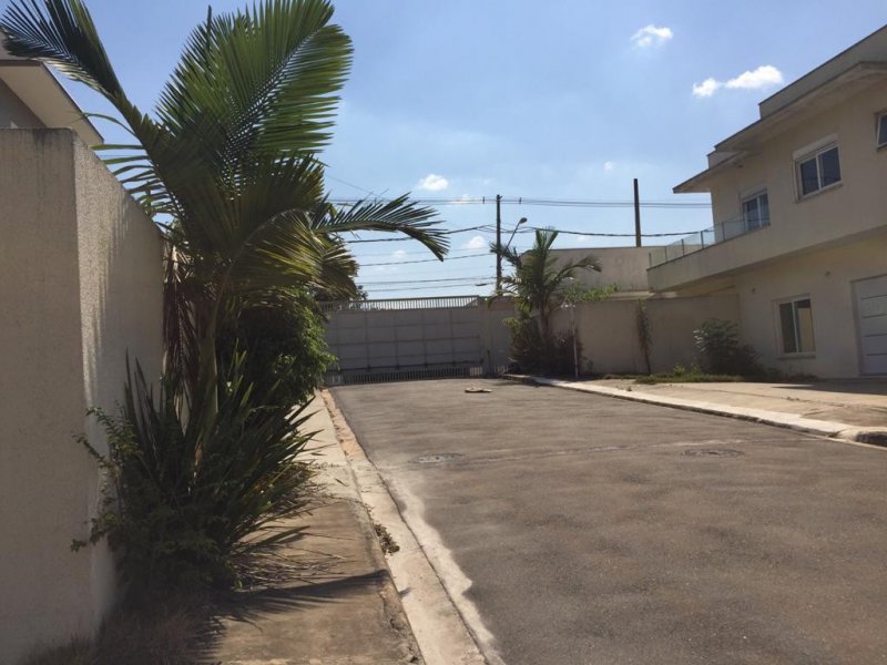 imóvel com 175m² - Vila Santo Antônio - Cotia