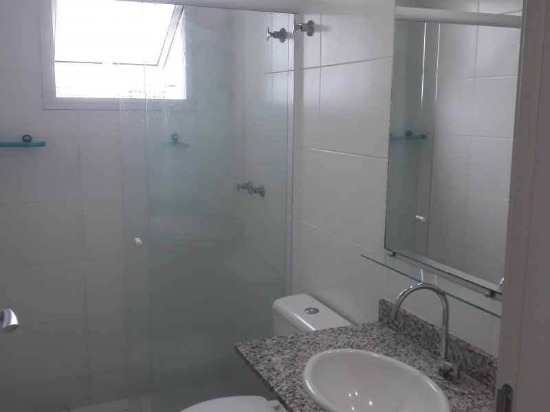 Apartamento à venda Santa Rosa com 60m² e 2 quartos por R$ 355.000 - 1991981294-30-banheiro-social.jpg