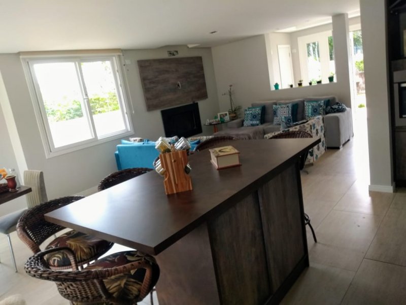 Casa de condomínio à venda Lomba Grande com 280m² e 5 quartos por R$ 940.000 - 1119900445-17068d9a-a236-4a42-8f33-2f78ef0427e8.jpeg