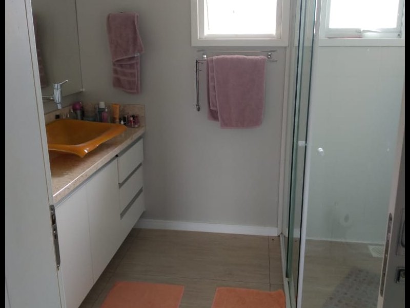 Casa de condomínio à venda Lomba Grande com 280m² e 5 quartos por R$ 940.000 - 1672540289-63020be7-0435-4291-8412-4712a0a7c57b.jpeg