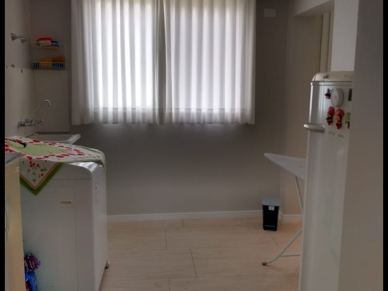 Casa de condomínio à venda Lomba Grande com 280m² e 5 quartos por R$ 940.000 - 2119600089-fee93885-768b-4740-a53d-4c56a252cf57.jpeg