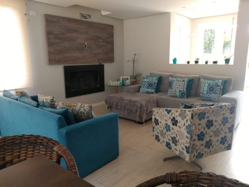 Casa de condomínio à venda Lomba Grande com 280m² e 5 quartos por R$ 940.000 - 652132977-ca6e2ffa-f4a0-4f61-92f7-82ea2b7bd891.jpeg