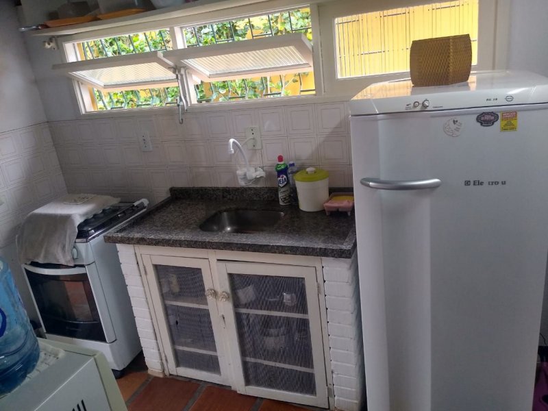 Casa de condomínio à venda Canasvieiras com 83m² e 1 quarto por R$ 400.000 - 636971440-4c258d67-5844-4f5a-80ce-ab77ddfd6853.jpg