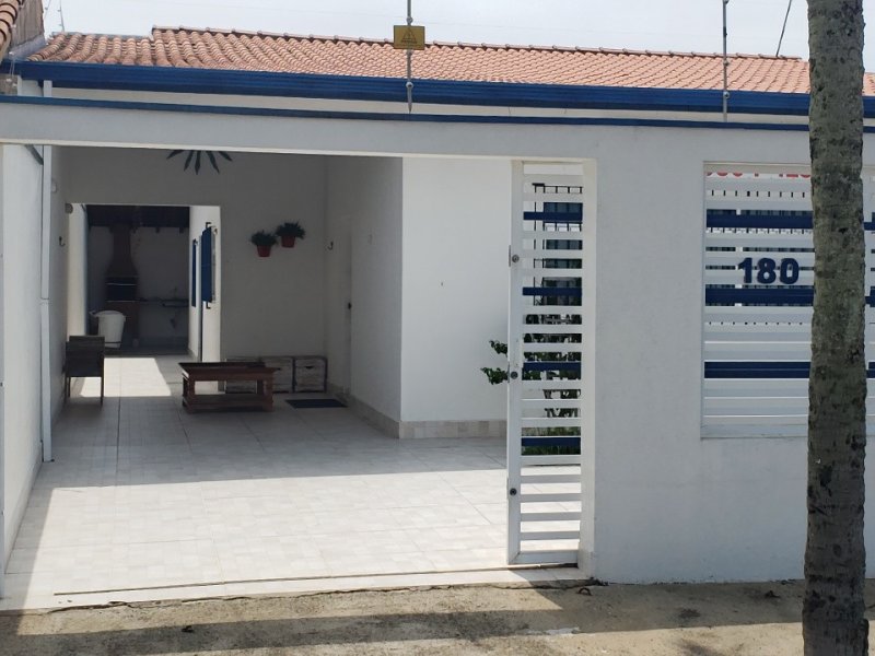 imóvel com 125m² - Bairro Flórida - Peruíbe