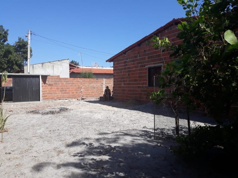 Casa à venda Malhada com 16m² e 3 quartos por R$ 40.000 - 1359585398-whatsapp-image-2019-02-15-at-16.jpeg