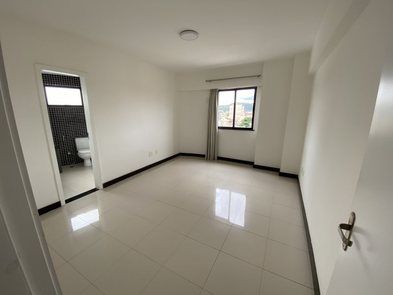 Apartamento à venda Aterrado com 90m² e 2 quartos por R$ 450.000 - 2147473942-8d704894-2b01-4656-af82-fd879f7e62a2.jpeg