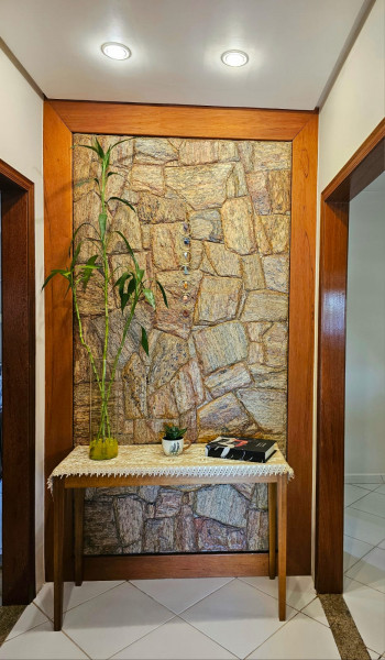 Casa de condomínio à venda Jardim Independência com 235m² e 3 quartos por R$ 1.200.000 - 370762839-hall-de-entrada.jpeg