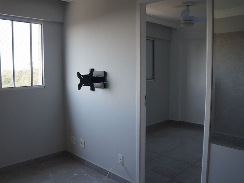 imóvel com 42m² - Jardim Marilu - Carapicuiba