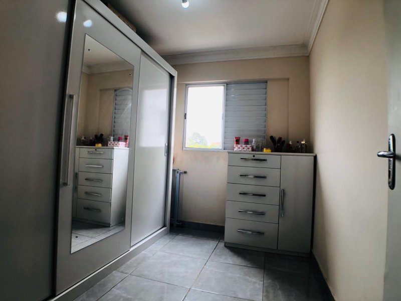 imóvel com 42m² - Jardim Marilu - Carapicuiba