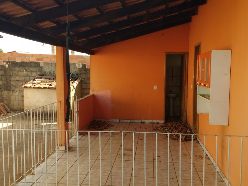 Casa à venda Jardim Caravelas com 360m² e 2 quartos por R$ 135.000 - 1524828940-img-20160927-150506524.jpg
