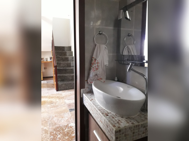 Casa à venda Jardim das Oliveiras com 220m² e 3 quartos por R$ 550.000 - 261d12e4-927f-474d-a38e-e76210c2c5ee.jpeg