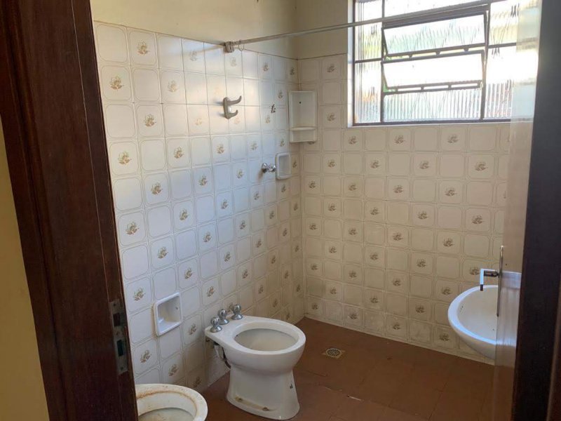 Apartamento à venda Campinho com 201m² e 4 quartos por R$ 480.000 - 1928239845-9-banheiro.jpg