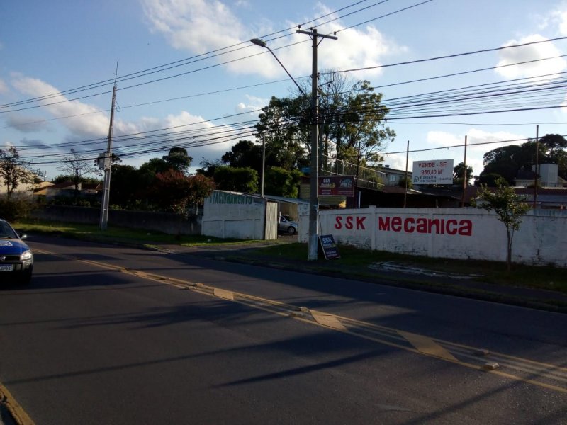 imóvel com 958m² - Uberaba - Curitiba