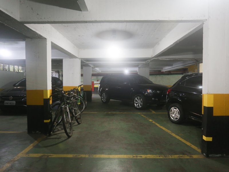 Apartamento à venda Santo Amaro com 88m² e 3 quartos por R$ 495.500 - 656219467-7-garagem-2.jpg