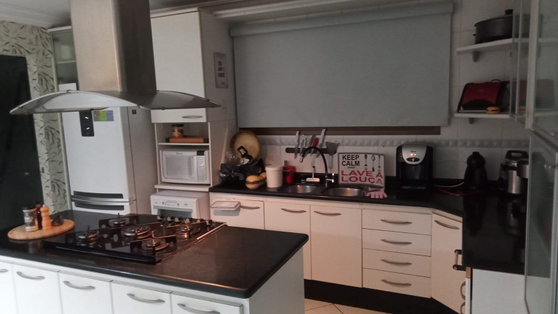 Cobertura à venda Vila Tupi com 184m² e 3 quartos por R$ 900.000 - 2032632466-img-20220722-wa0043.jpg