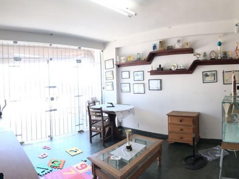 imóvel com 420m² - Belvedere - Belo Horizonte