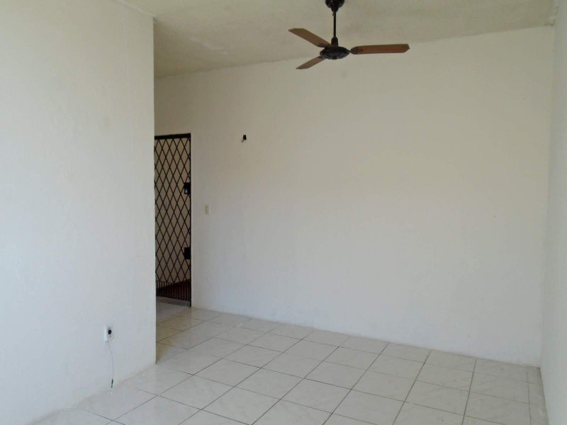 Apartamento à venda Cajazeiras com 60m² e 2 quartos por R$ 86.000 - 497166256-dsc06948.jpg