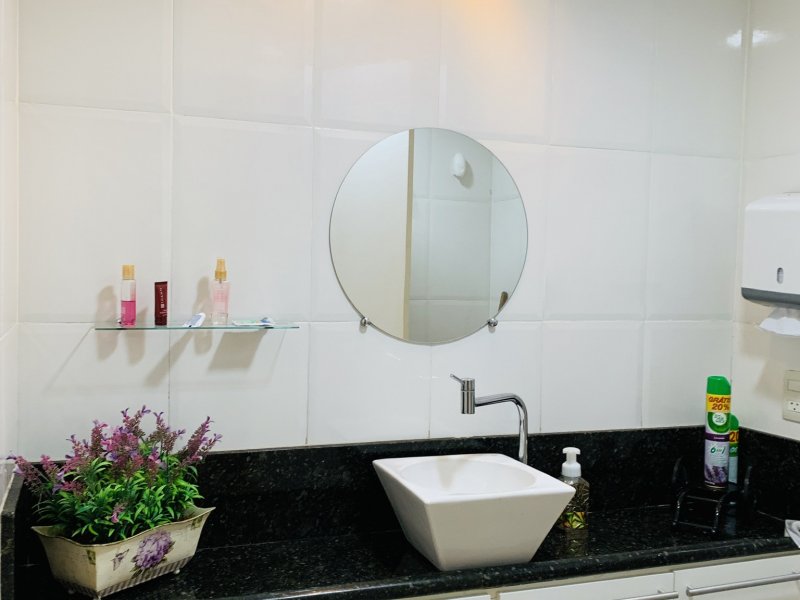 Comercial à venda Centro com 100m² e  quartos por R$ 990.000 - 1878573175-f32d392a-c38d-4268-af58-8144c18d7948.jpeg