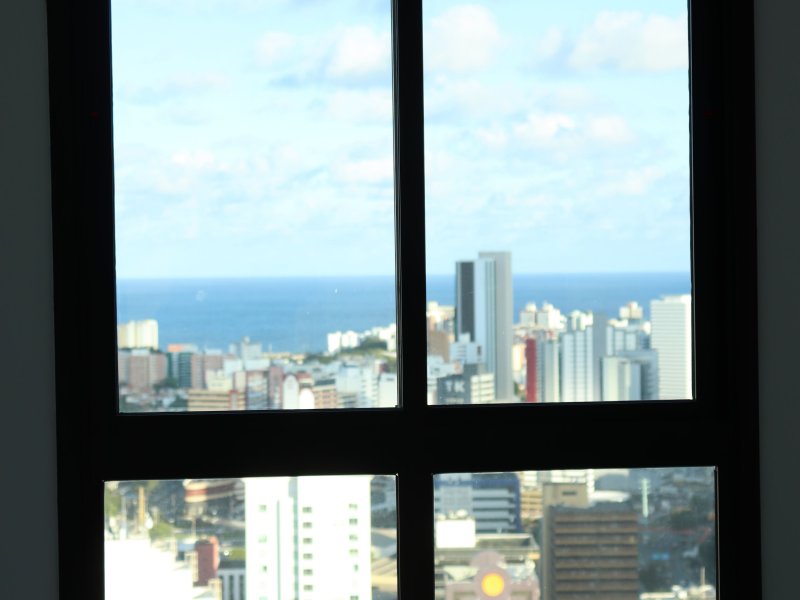 Apartamento à venda Caminho das Árvores com 120m² e 3 quartos por R$ 850.000 - 1260158887-suite-quarto3-andar-superior-janela.jpg