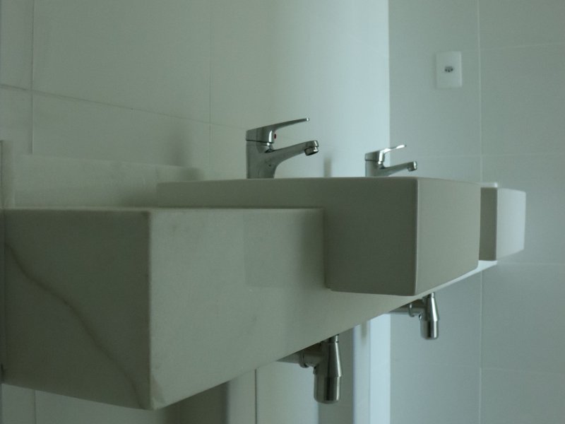 Apartamento à venda Caminho das Árvores com 120m² e 3 quartos por R$ 850.000 - 1478090433-suite-principal-banheiro3.jpg