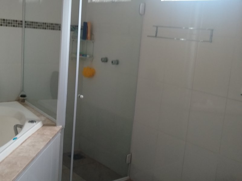 Casa de condomínio à venda Jardim Novo Horizonte com 99m² e 2 quartos por R$ 380.000 - 1154742461-banheiro-suite1.jpg