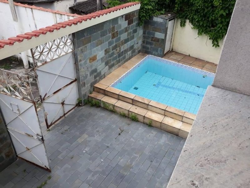 Casa de condomínio à venda Pedra de Guaratiba com 226m² e 2 quartos por R$ 380.000 - 1241186654-6c6f9e3b-fac5-41f6-8928-f63fa863b4a4.jpeg