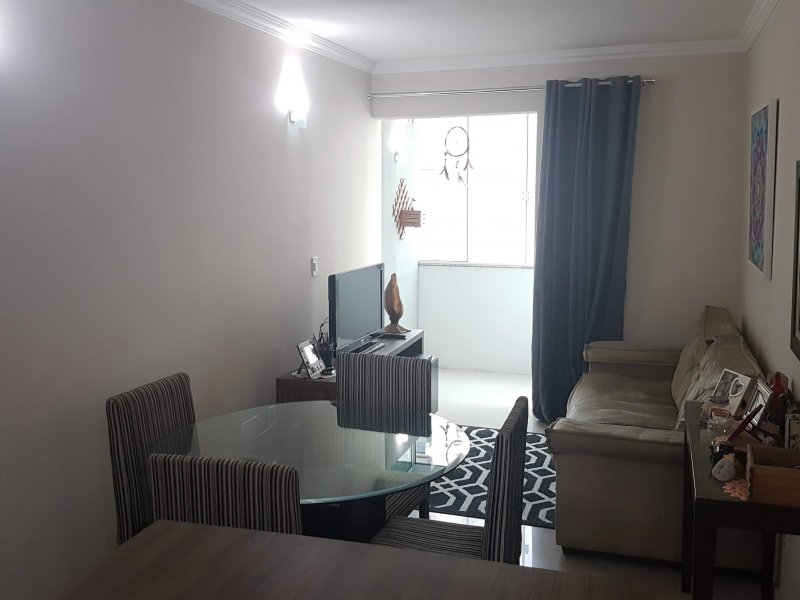 Apartamento à venda Kobrasol com 67m² e 3 quartos por R$ 330.000 - 1366855149-foto07-sala02.jpg