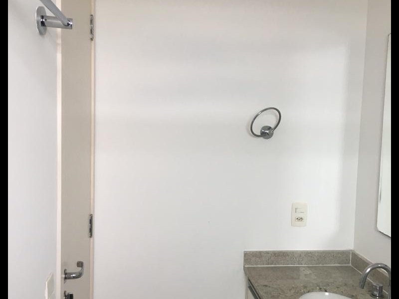 Apartamento para alugar Vila Dom Pedro I com 41m² e 1 quarto por R$ 2.200 - 33845343-banheiro-acessorios.jpg