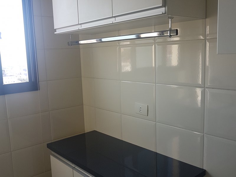 Apartamento à venda Km 18 com 69m² e 3 quartos por R$ 450.000 - 590252001-lavanderia-a.jpg
