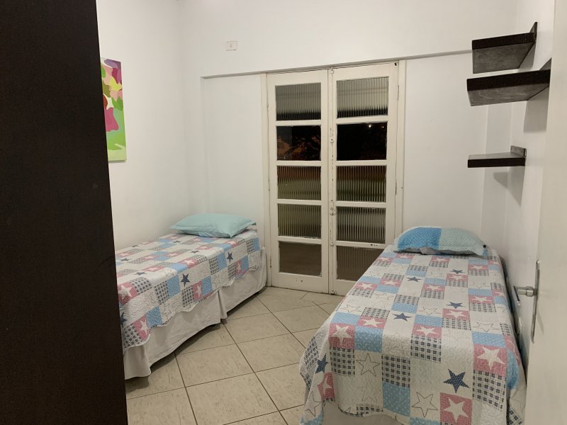 imóvel com 260m² - Praia da Enseada - Guarujá