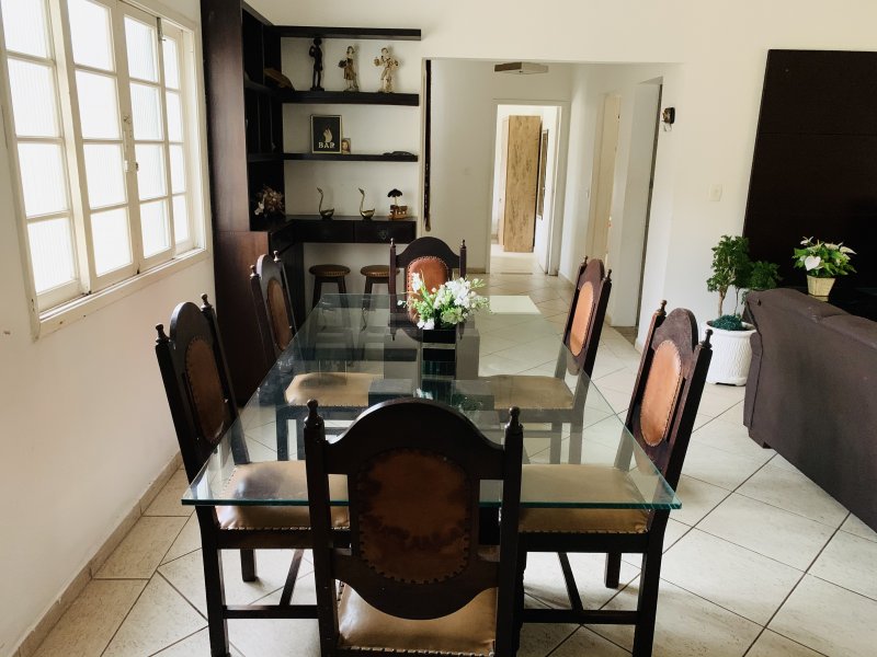 imóvel com 260m² - Praia da Enseada - Guarujá