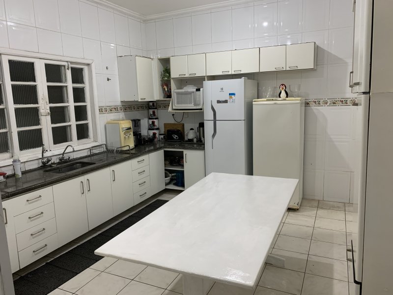 imóvel com 260m² - Praia da Enseada - Guarujá